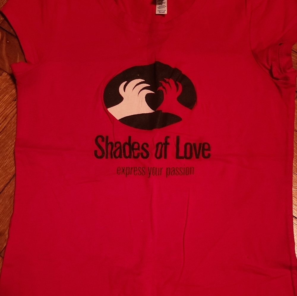 Shades of Love T Shirt sz small - Picture 2 of 3